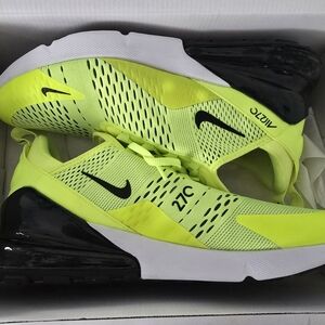 Nike Air Max 270 Volt Size 10.5